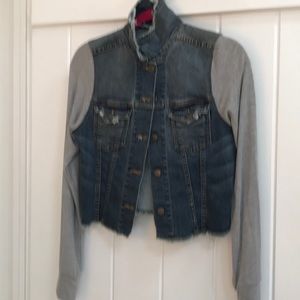 Jean jacket with gray soft sleeves